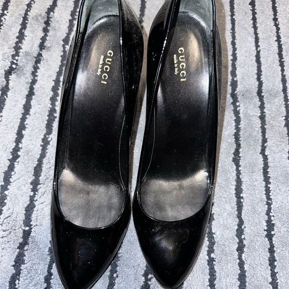 Auth - Gucci heels - Picture 2 of 4